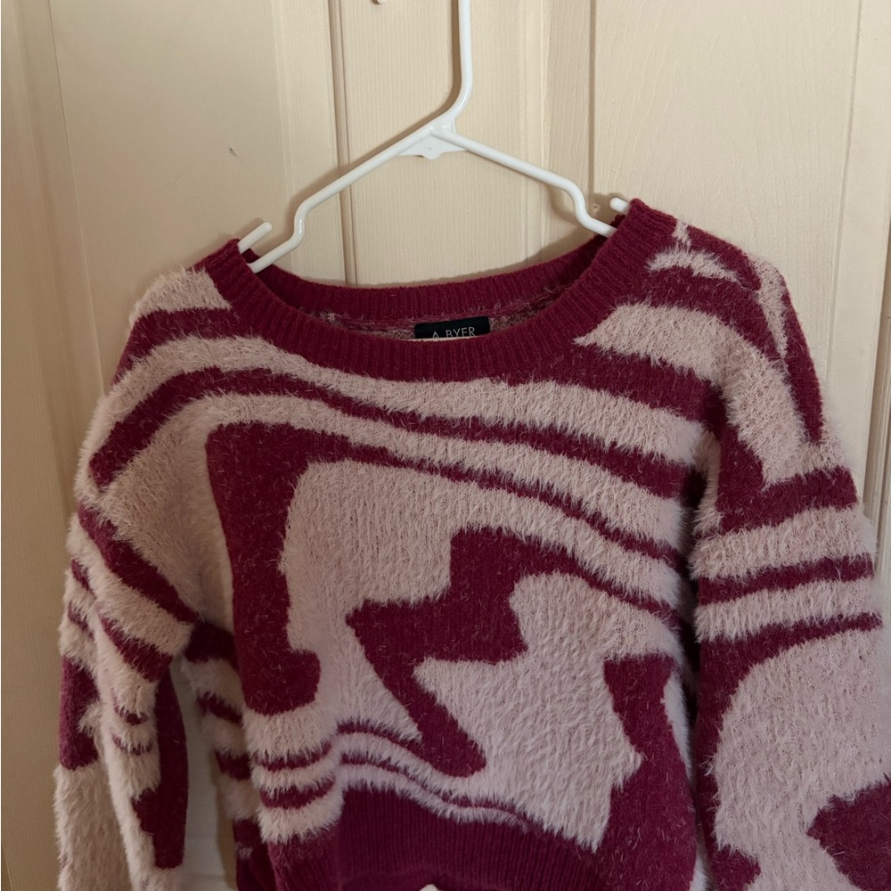 A. Byer Pink and Cream Crew Neck Sweater with Abstract Pattern